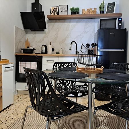 Stylish City Center Apartment 세레스 외부 사진