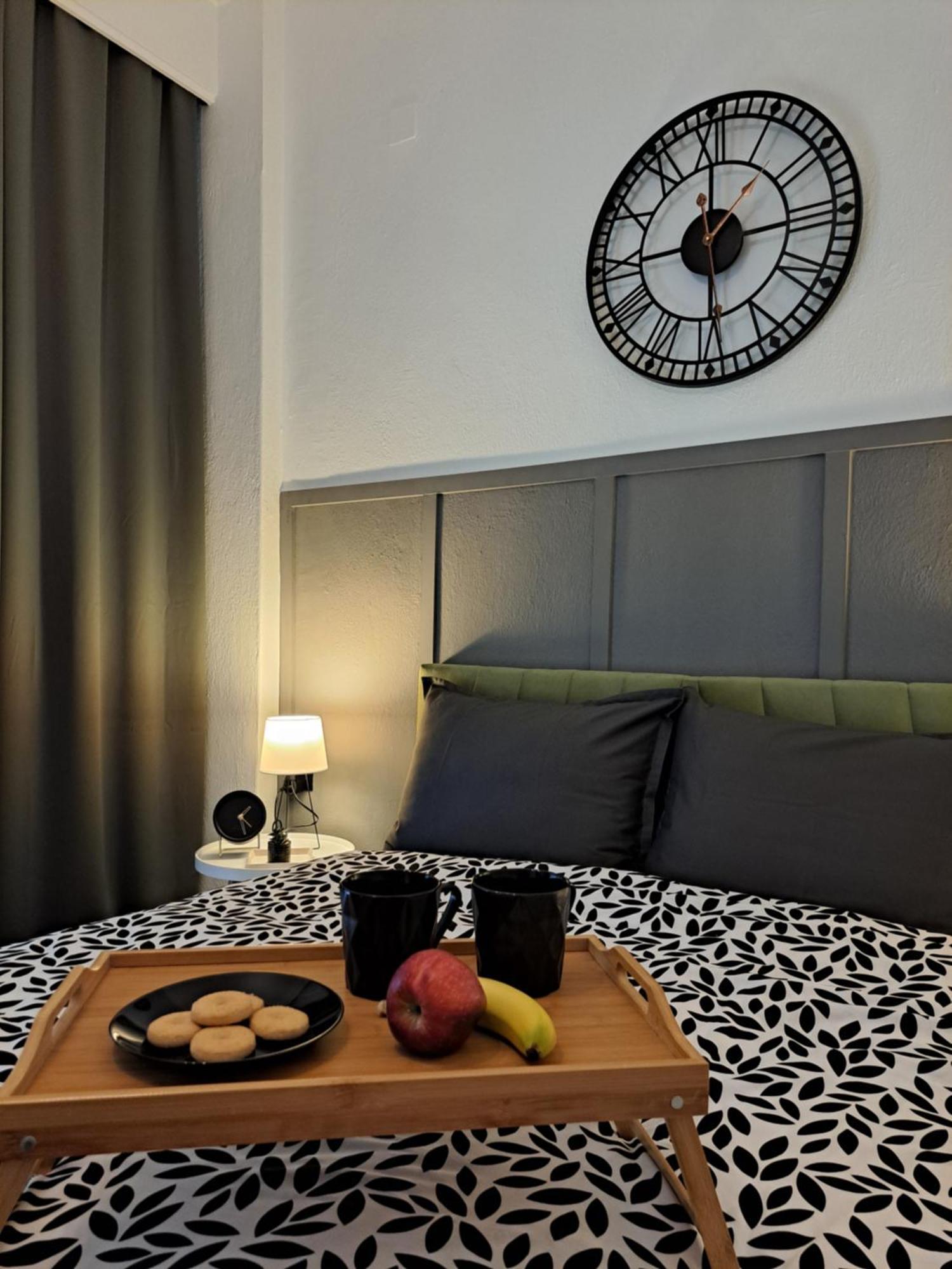 Stylish City Center Apartment 세레스 외부 사진