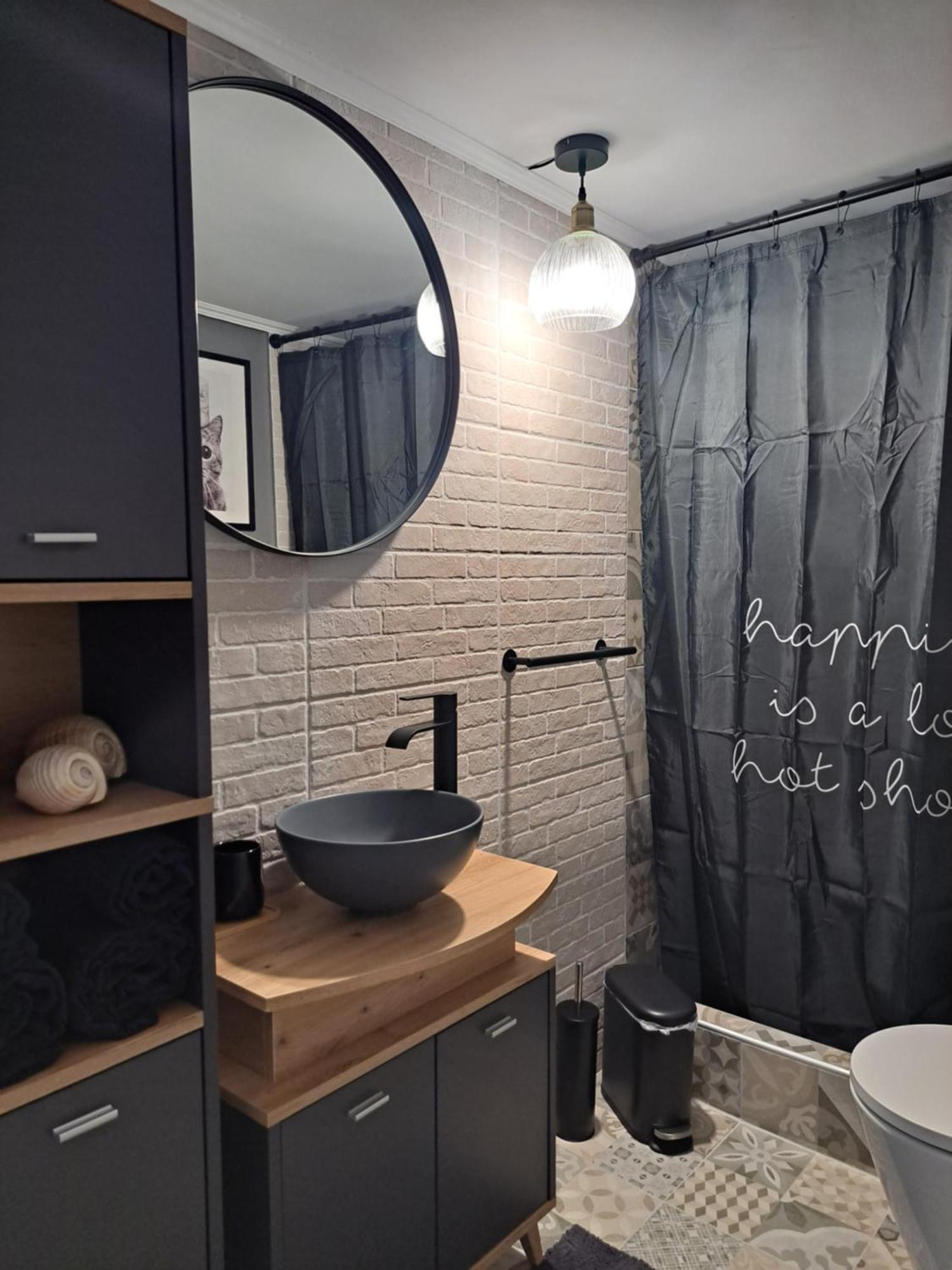 Stylish City Center Apartment 세레스 외부 사진