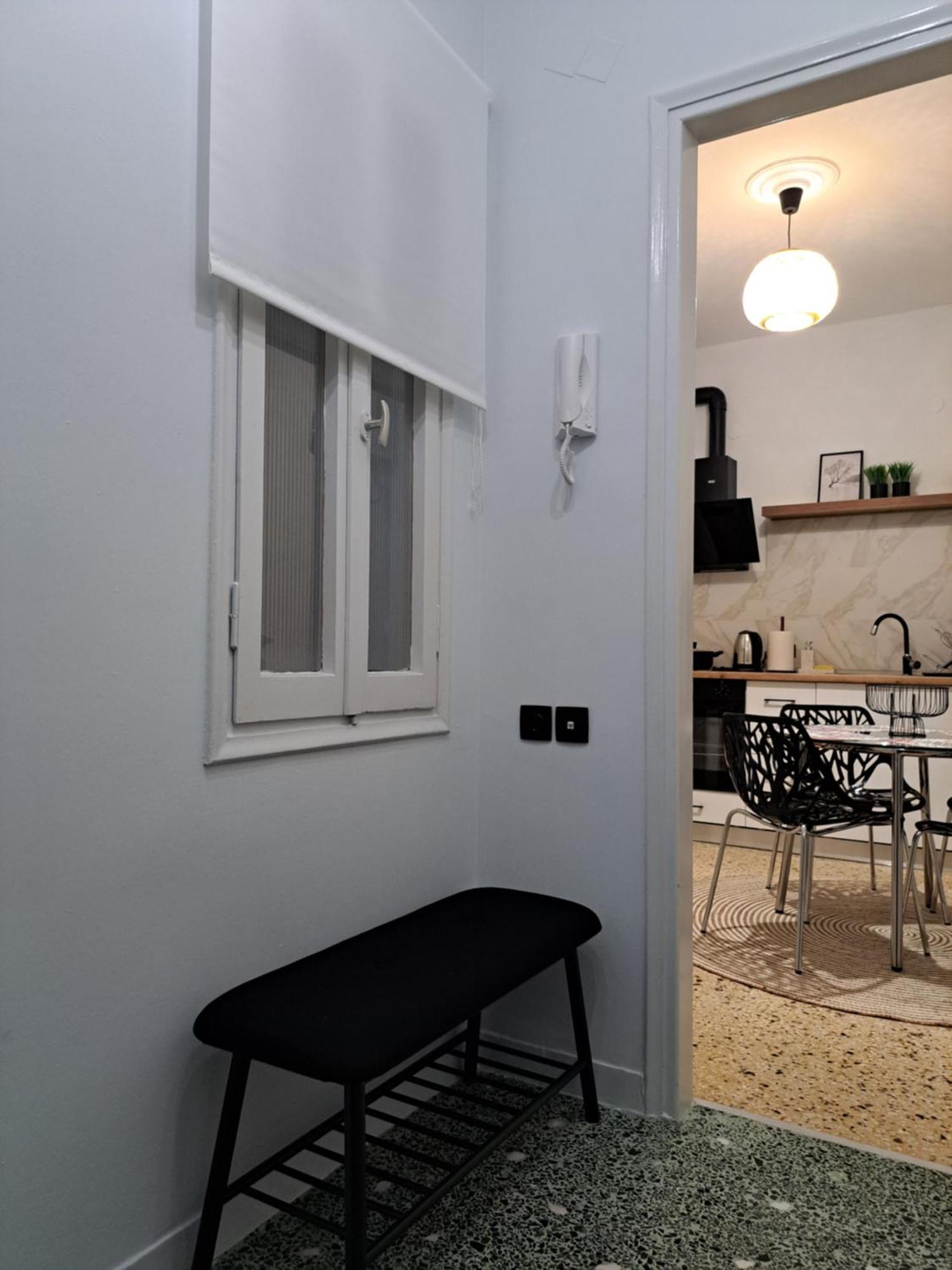 Stylish City Center Apartment 세레스 외부 사진