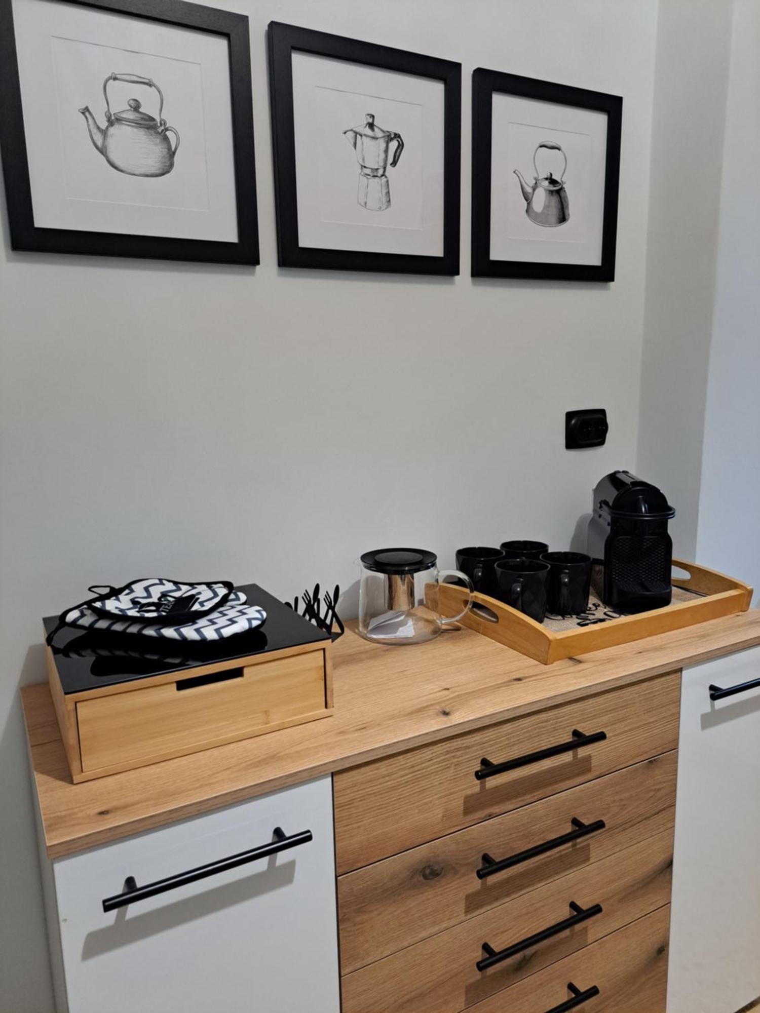 Stylish City Center Apartment 세레스 외부 사진