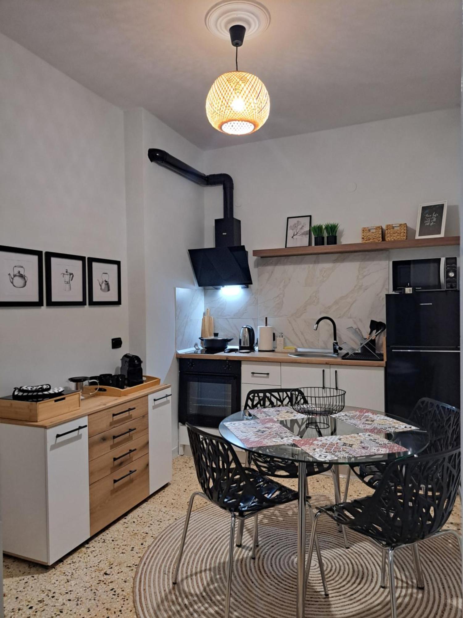 Stylish City Center Apartment 세레스 외부 사진