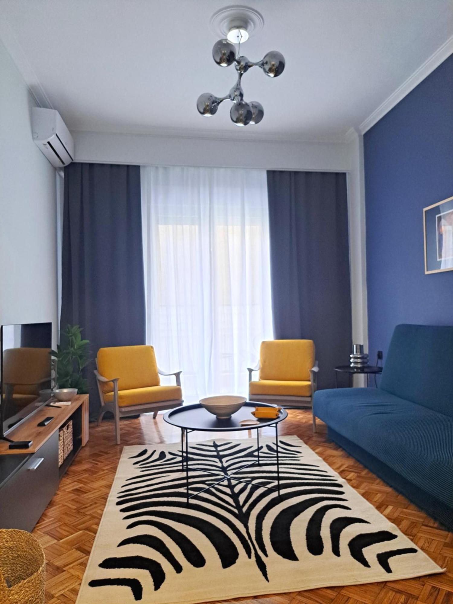 Stylish City Center Apartment 세레스 외부 사진