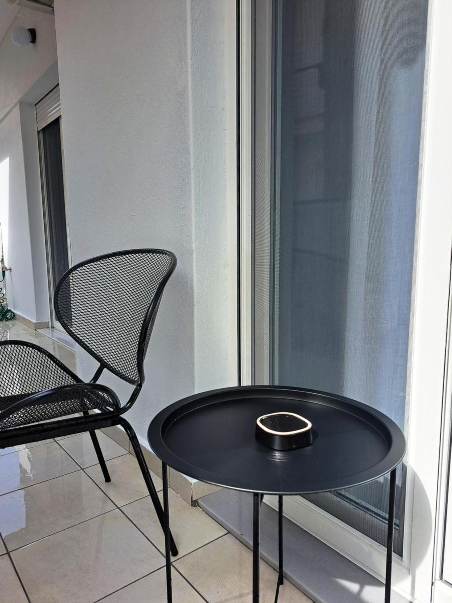 Stylish City Center Apartment 세레스 외부 사진