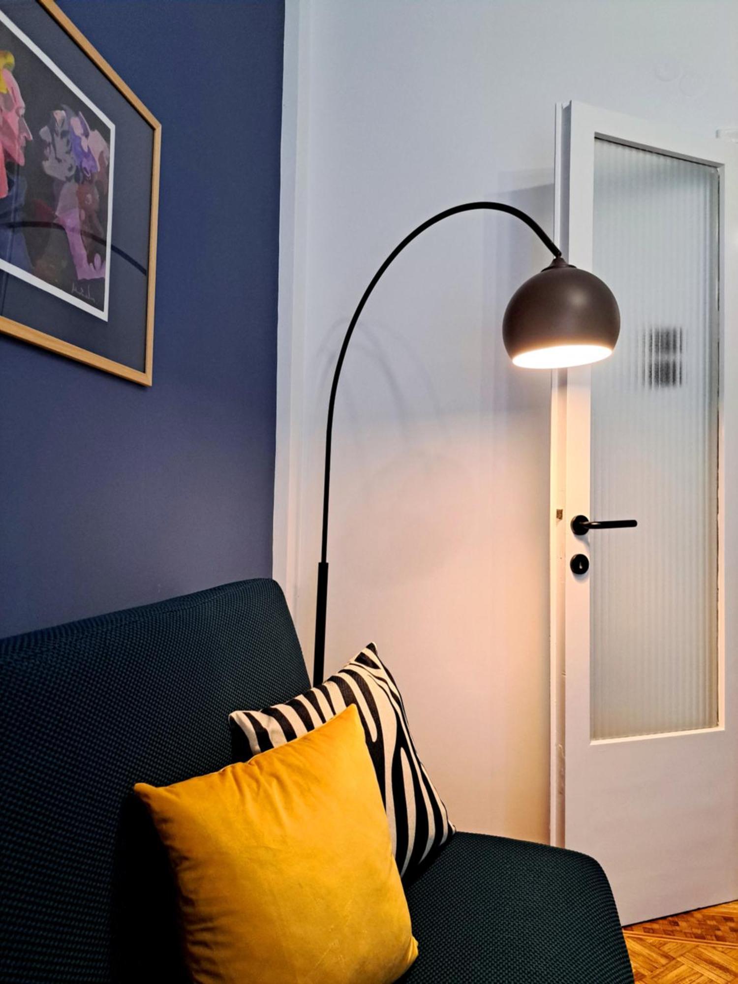 Stylish City Center Apartment 세레스 외부 사진