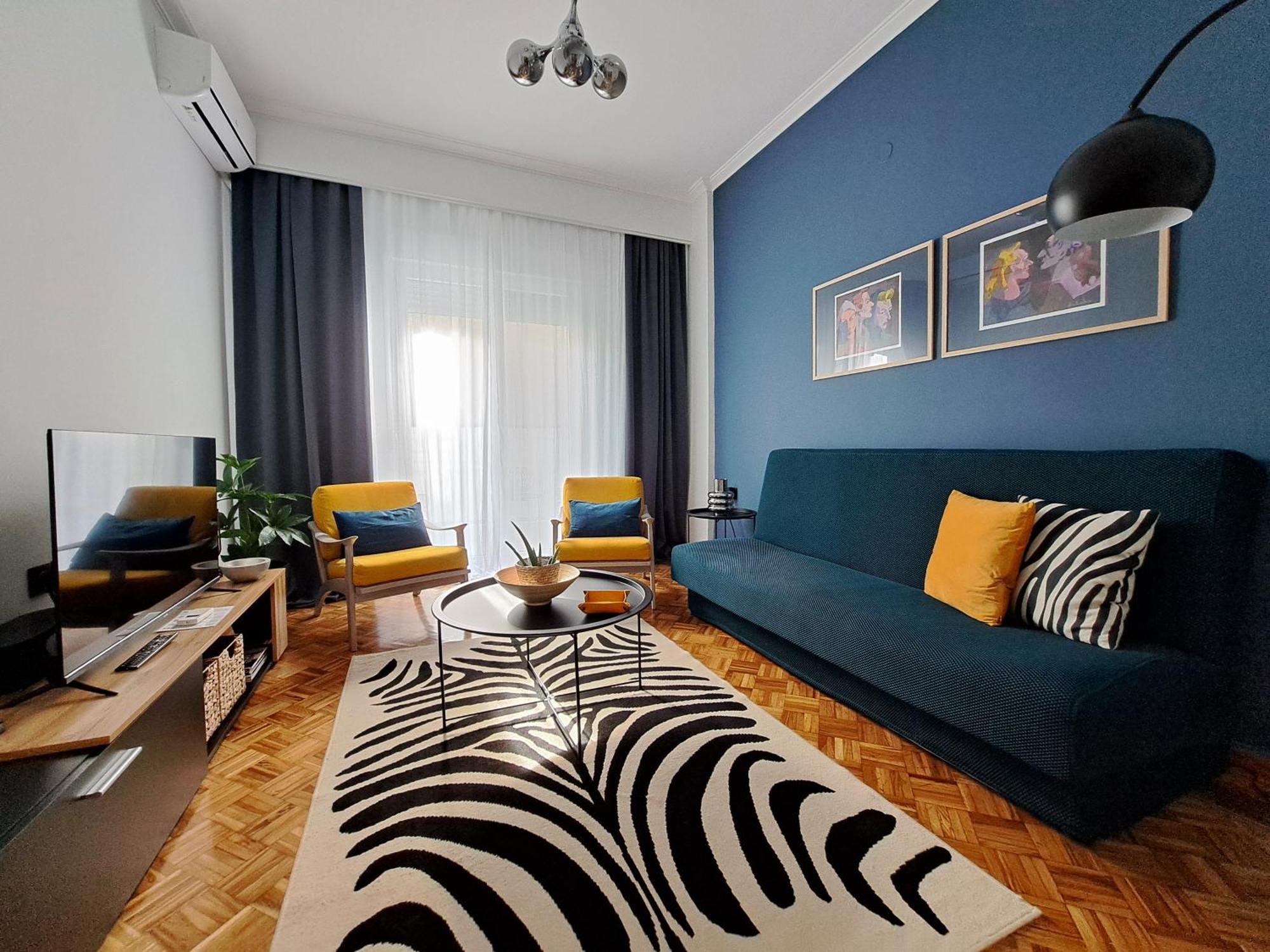 Stylish City Center Apartment 세레스 외부 사진
